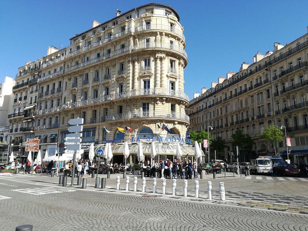 036- Marseille Vieux-Port.jpg - bst